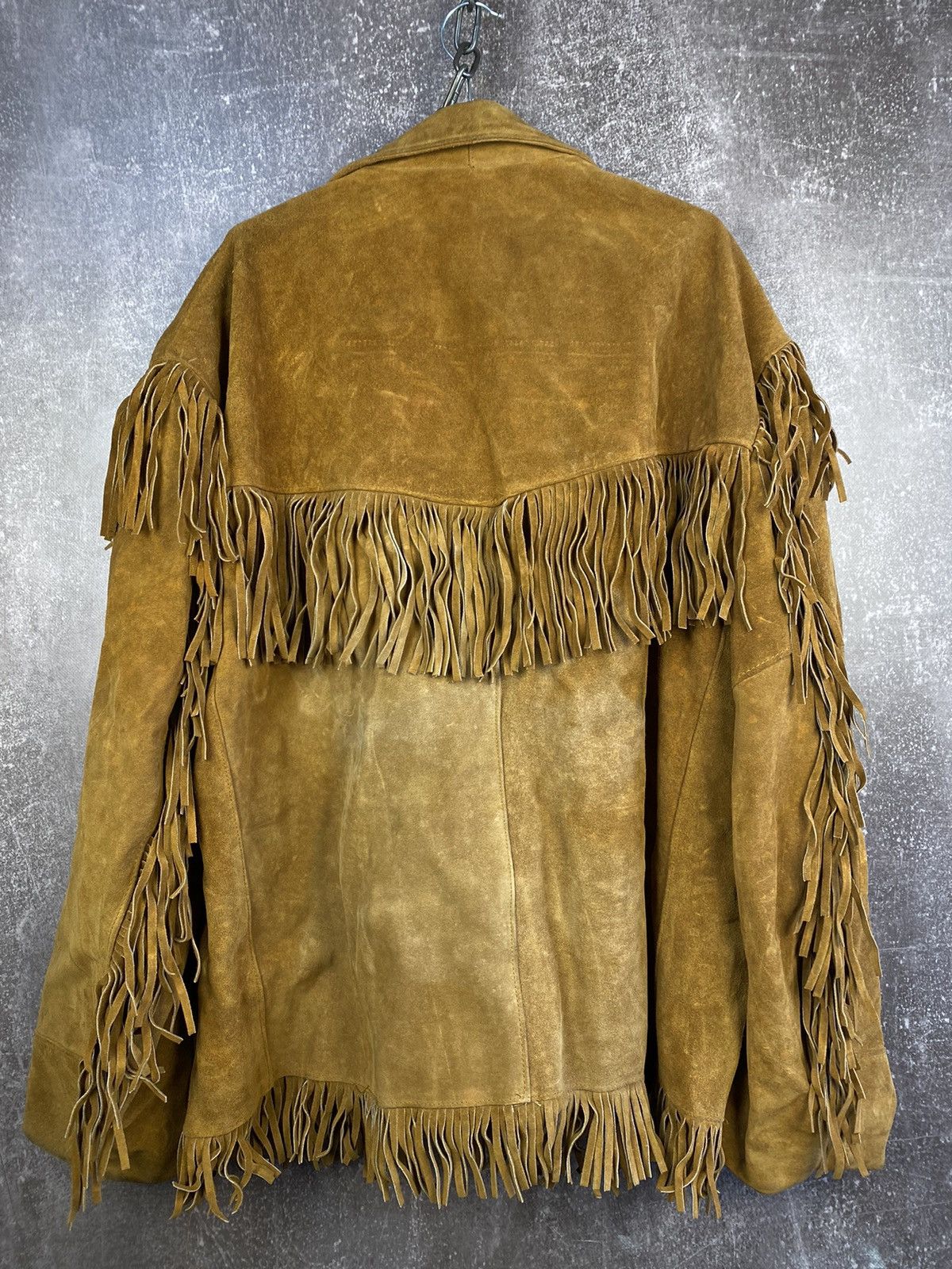Cowboy Equipment Vintage 70s Schott Distressed Western Fringed Leather Jacket Size US L / EU 52-54 / 3 - 2 Thumbnail