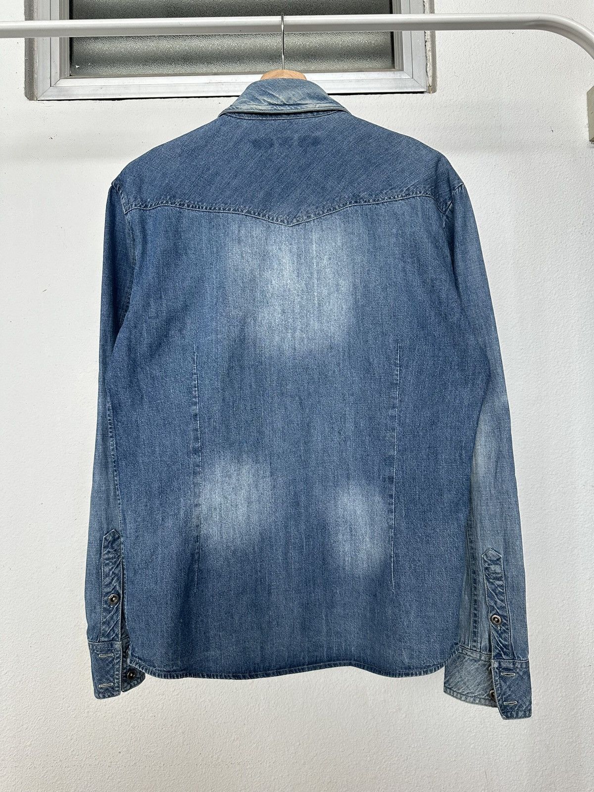 Schlussel 00's Schlussel j-rock stonewash denim shirt Size US M / EU 48-50 / 2 - 7 Thumbnail
