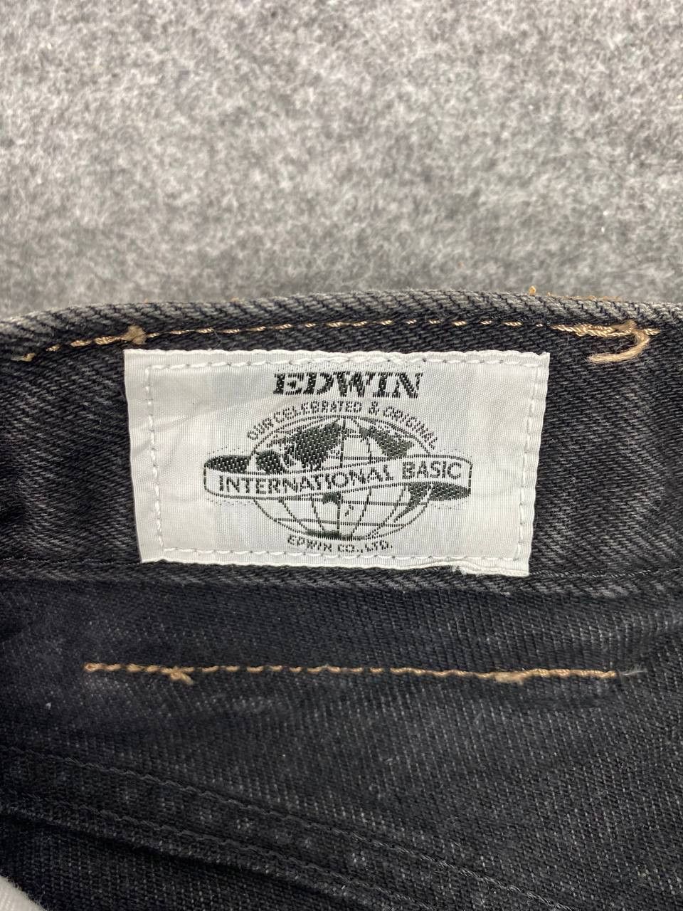 Edwin vintage edwin black distressed denim Size US 31 - 9 Thumbnail