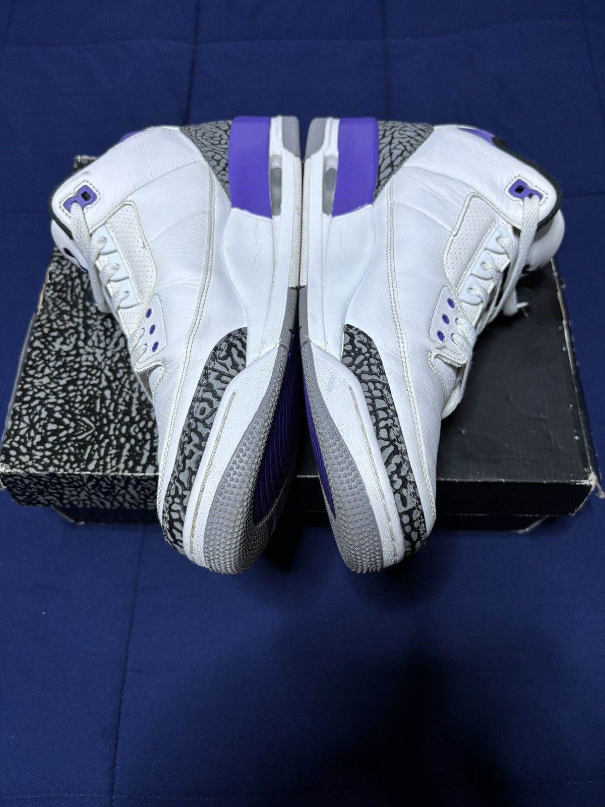 Jordan Brand Jordan 3 Retro Dark Iris 2022 Size 13 Size US 13 / EU 46 - 3 Thumbnail