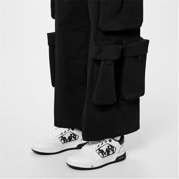 o1g2r1mq0824 Classic Leather Trainers in White & Black