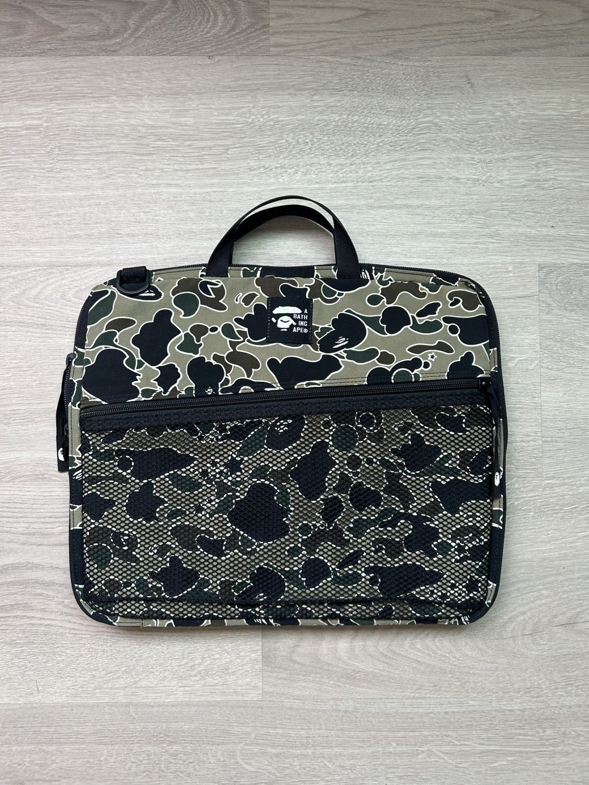 Bape 2001 BAPE Psyche camo PC Case Bag Size ONE SIZE - 1 Thumbnail