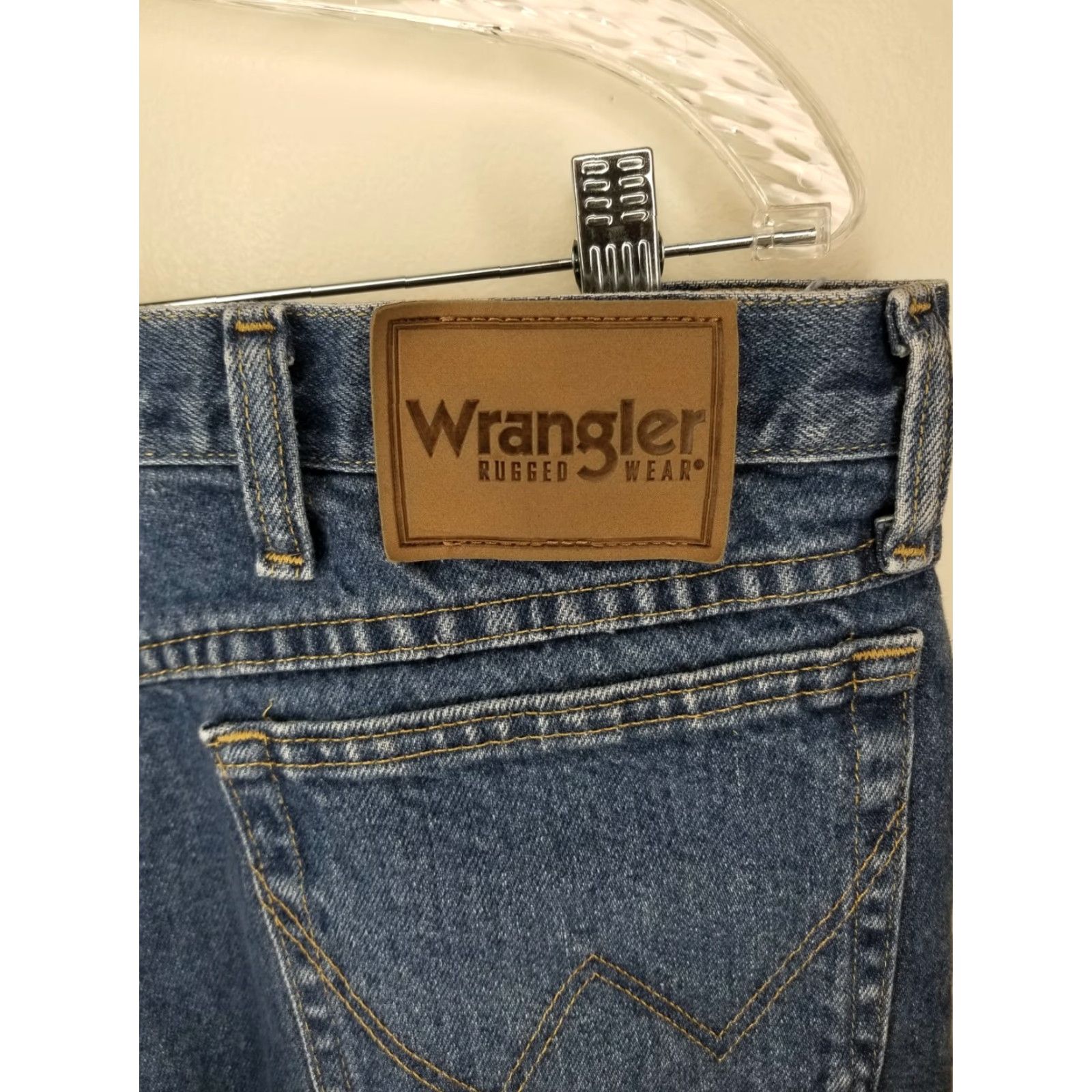 Wrangler VINTAGE? (No) Wrangler Rugged Wear Jeans Men 42 x 29 Blue Straight Denim 42 29 Wrangler Rugged Wear Mens Jeans Size US 42 / EU 58 - 3 Thumbnail