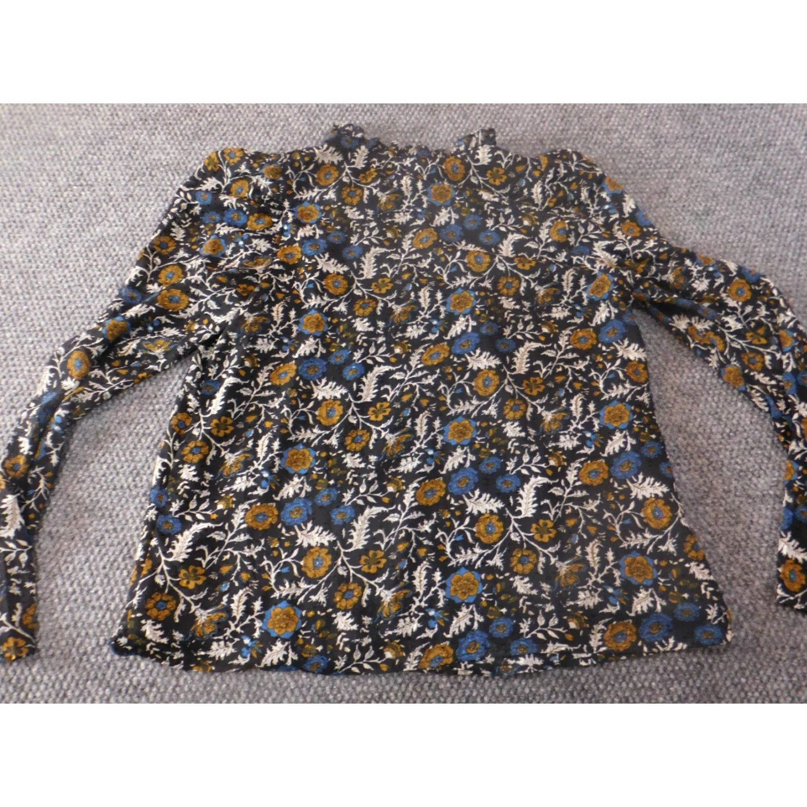 Joie JOIE Blouse Shirt Womens M Black Floral Long Sleeve V-Neck Polyester Rayon Stretch Casual Regular Button Pullover Modern Basic Size M / US 6-8 / IT 42-44 - 7 Thumbnail