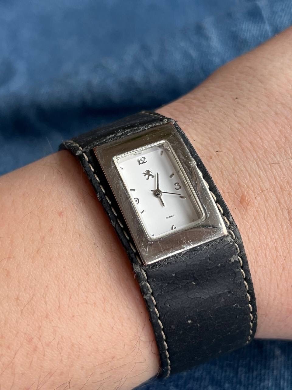 Japanese Brand × Vintage Vintage Peugeot Racing 2004 Japanese style futuristic Watch Size ONE SIZE - 1 Thumbnail