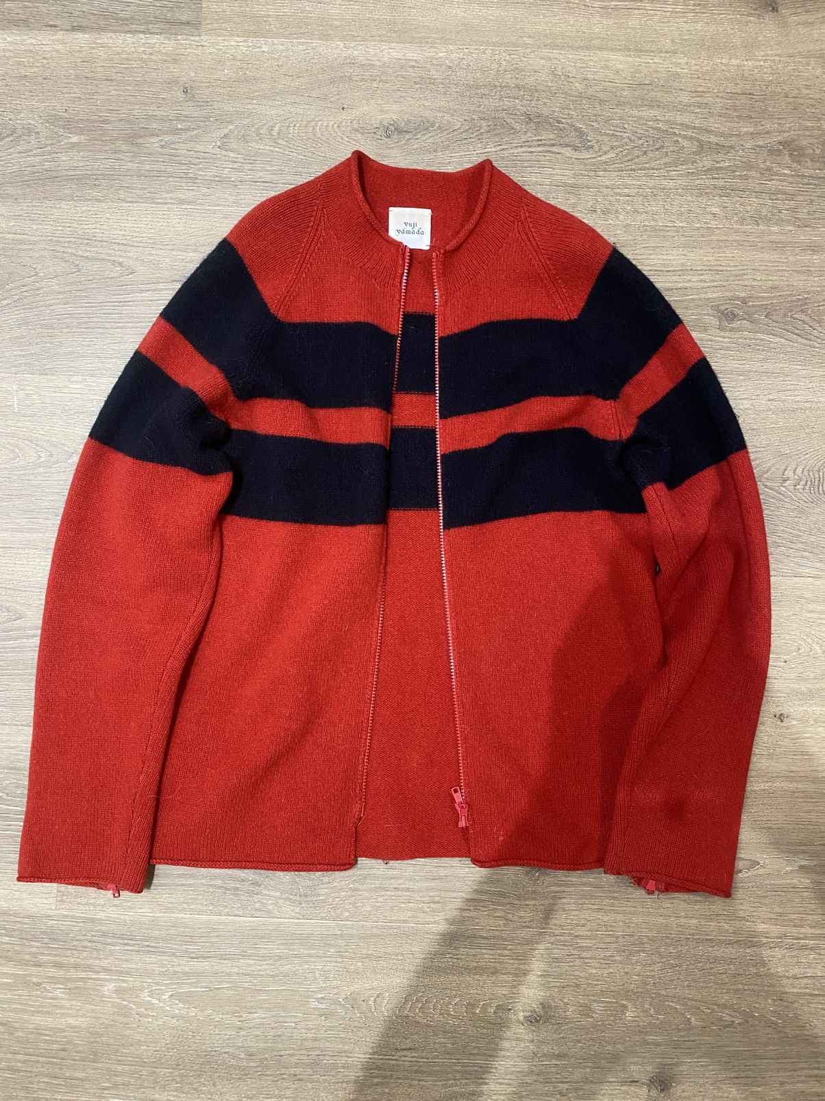 Yuji Yamada Yuji Yamada, Red Striped Zip-Up Cardigan Size US M / EU 48-50 / 2 - 2 Thumbnail
