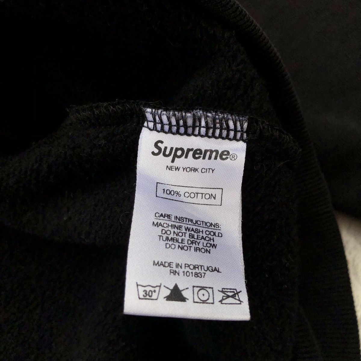 Supreme Supreme Taboo! Potraid FW18 Size US L / EU 52-54 / 3 - 6 Thumbnail