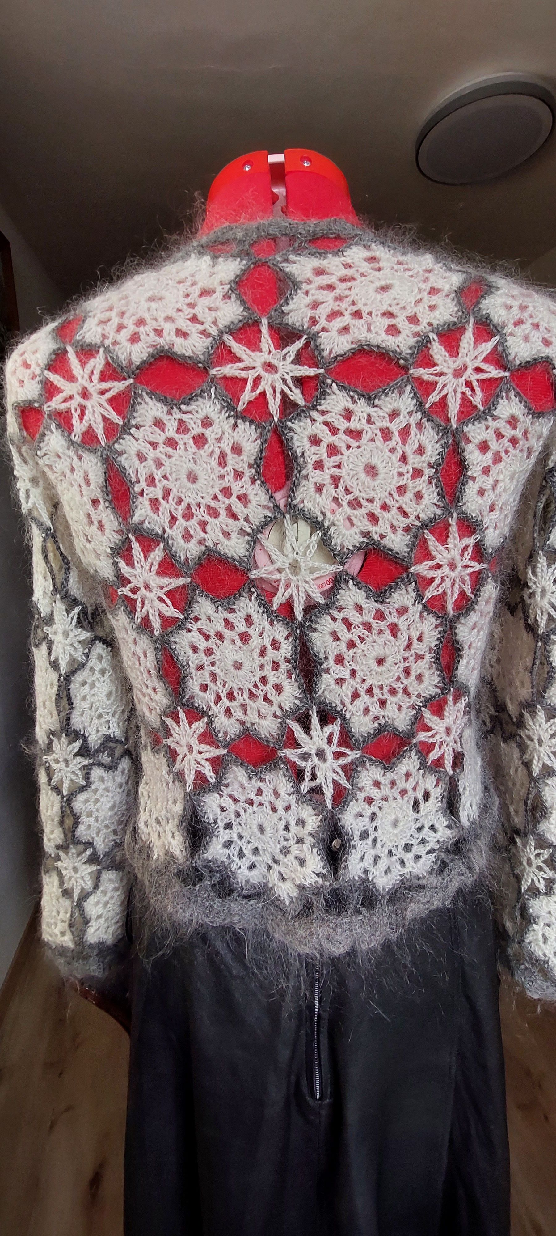 Vintage Mohair Crochet Bolero – 70s Hippie Boho Jacket Vintage Size M / US 6-8 / IT 42-44 - 6 Thumbnail