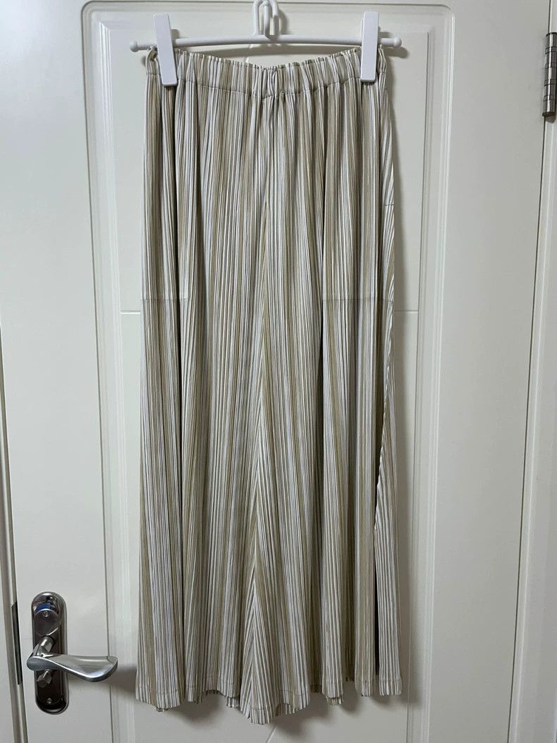 Issey Miyake Issey Miyake size:1 Beige striped pants Size 42" / US 20 - 2 Thumbnail