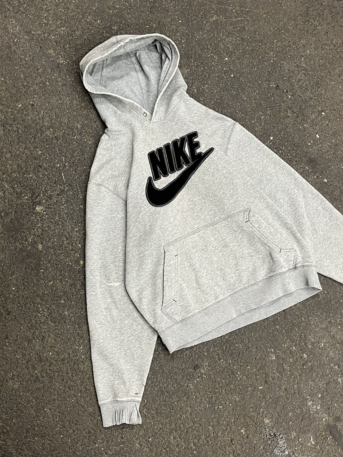 Nike × Vintage Nike y2k faded and distressed embroidered hoodie hype skater Size US M / EU 48-50 / 2 - 2 Thumbnail