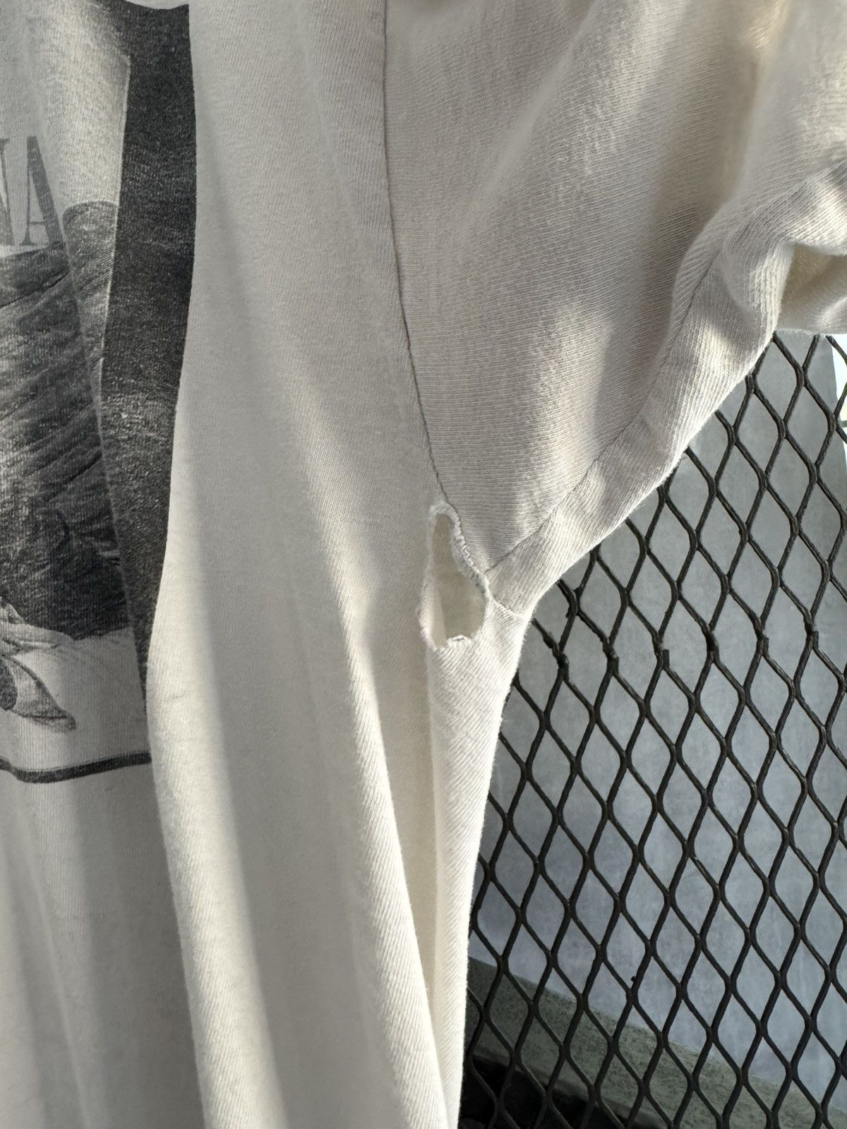 Band Tees × Nirvana × Vintage Vintage 1996 Nirvana Portrait Distressed Tee Size US XL / EU 56 / 4 - 5 Thumbnail