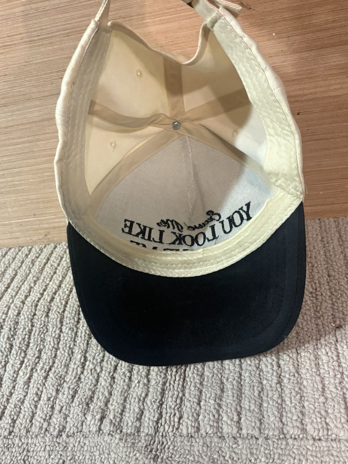 Vintage "IT LOOKS LIKE YOU LOVE ME" country song hat Size ONE SIZE - 2 Thumbnail