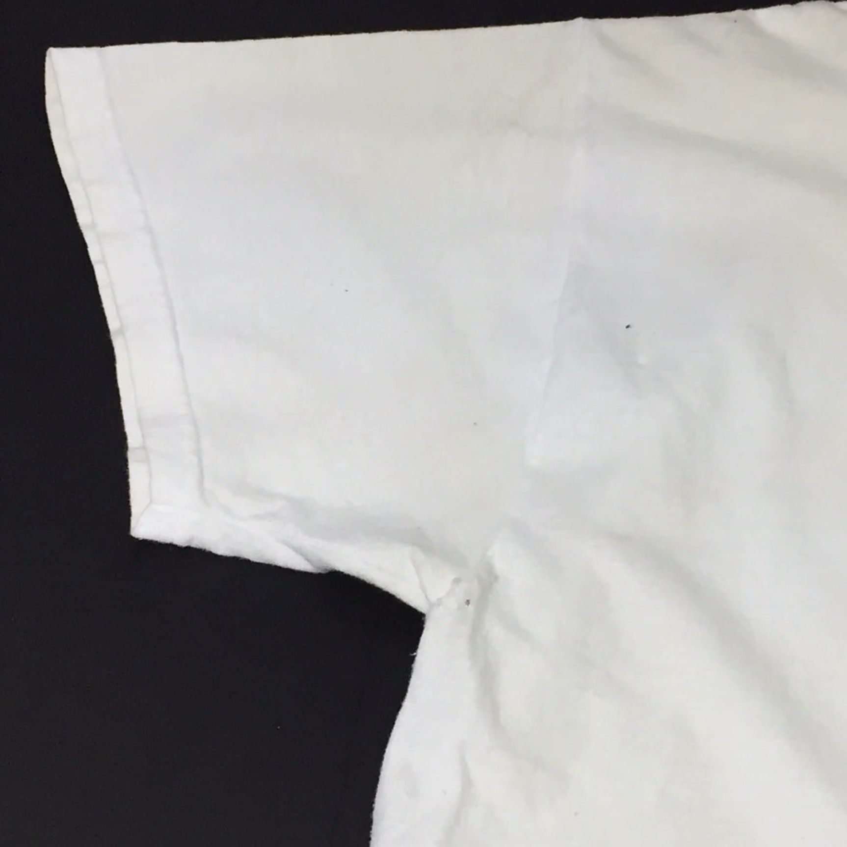 Vintage VINTAGE Bobby Muscle Tendon Dislocator Shirt 2XL White Mens Short Sleeve Crew Neck Shirt Size US XXL / EU 58 / 5 - 4 Thumbnail
