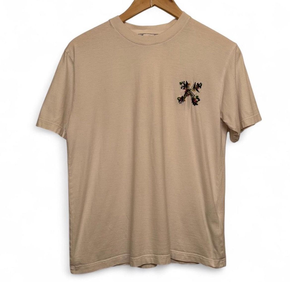 Off-White Off White Women’s Floral Patch Tshirt szL Size L / US 10 / IT 46 - 1 Thumbnail