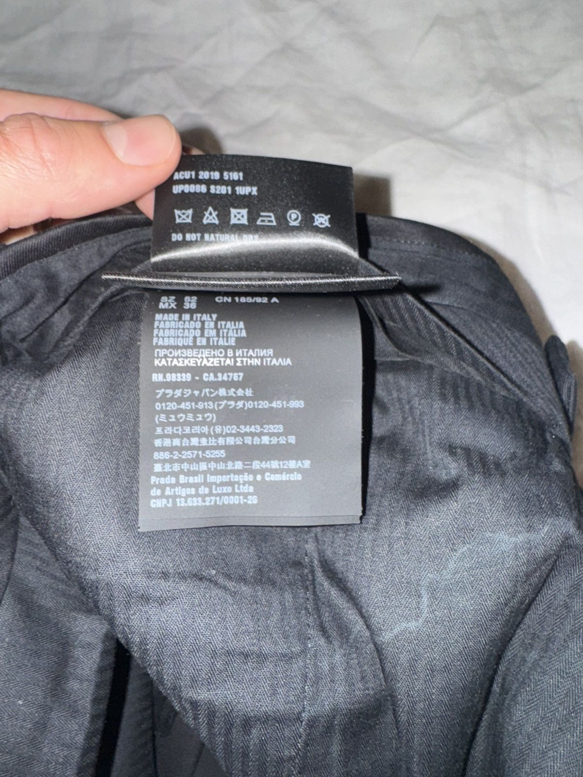Prada Black prada cotton shorts (sz 52) Size US 36 / EU 52 - 4 Thumbnail