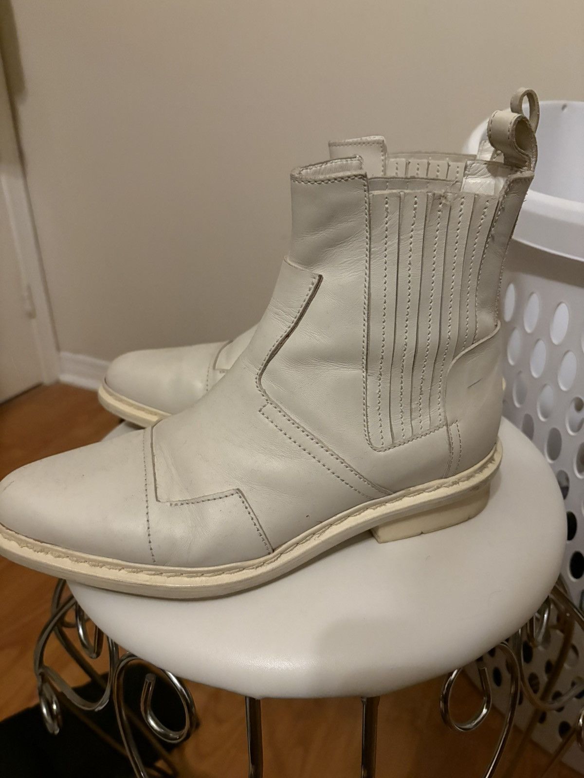Balenciaga Vintage Balenciaga Layered White Cowboy boots Size US 9 / EU 42 - 1 Thumbnail
