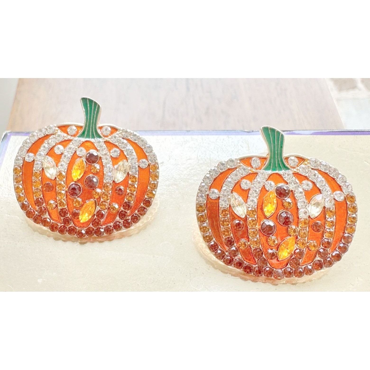 Handmade Pumpkin Earrings New Rhinestones Pierced Posts Thanksgiving Size ONE SIZE - 11 Thumbnail