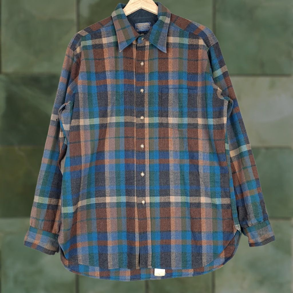 Pendleton VINTAGE Pendleton Wool Shirt Mens L Blue Plaid Wool Button-Up Long Sleeve Casual 60s Chore Pocketed Size US L / EU 52-54 / 3 - 1 Thumbnail