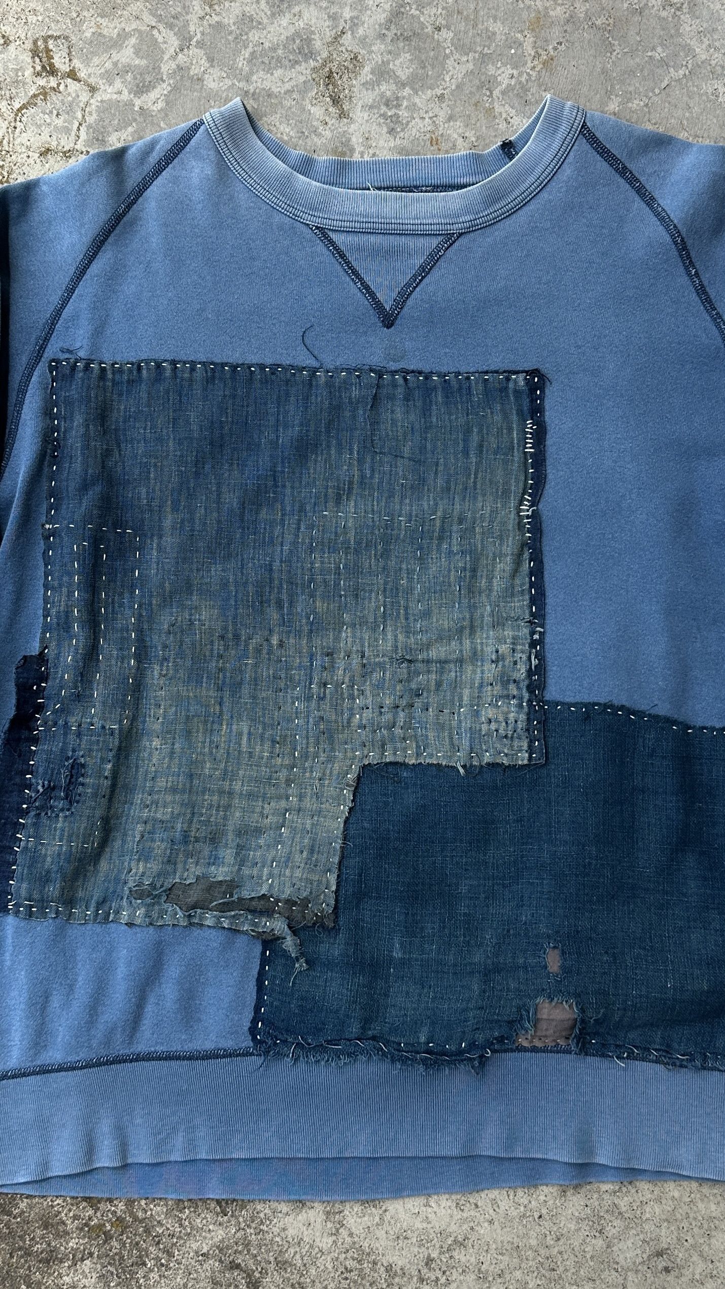 Vintage Boro Patchwork Sashiko Sunfade Sweatshirt Indigo Kountry Size US L / EU 52-54 / 3 - 3 Thumbnail