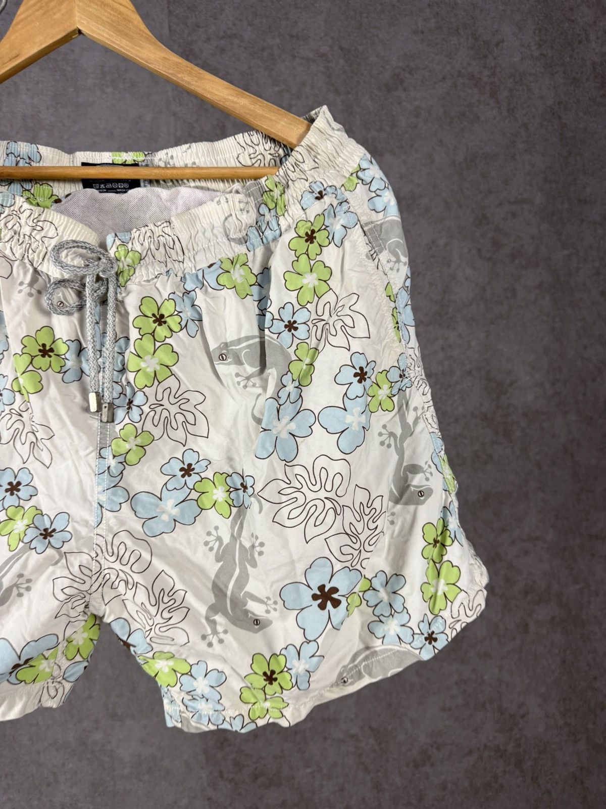 Vilebrequin Vilebrequin designer shorts Size US 36 / EU 52 - 2 Thumbnail
