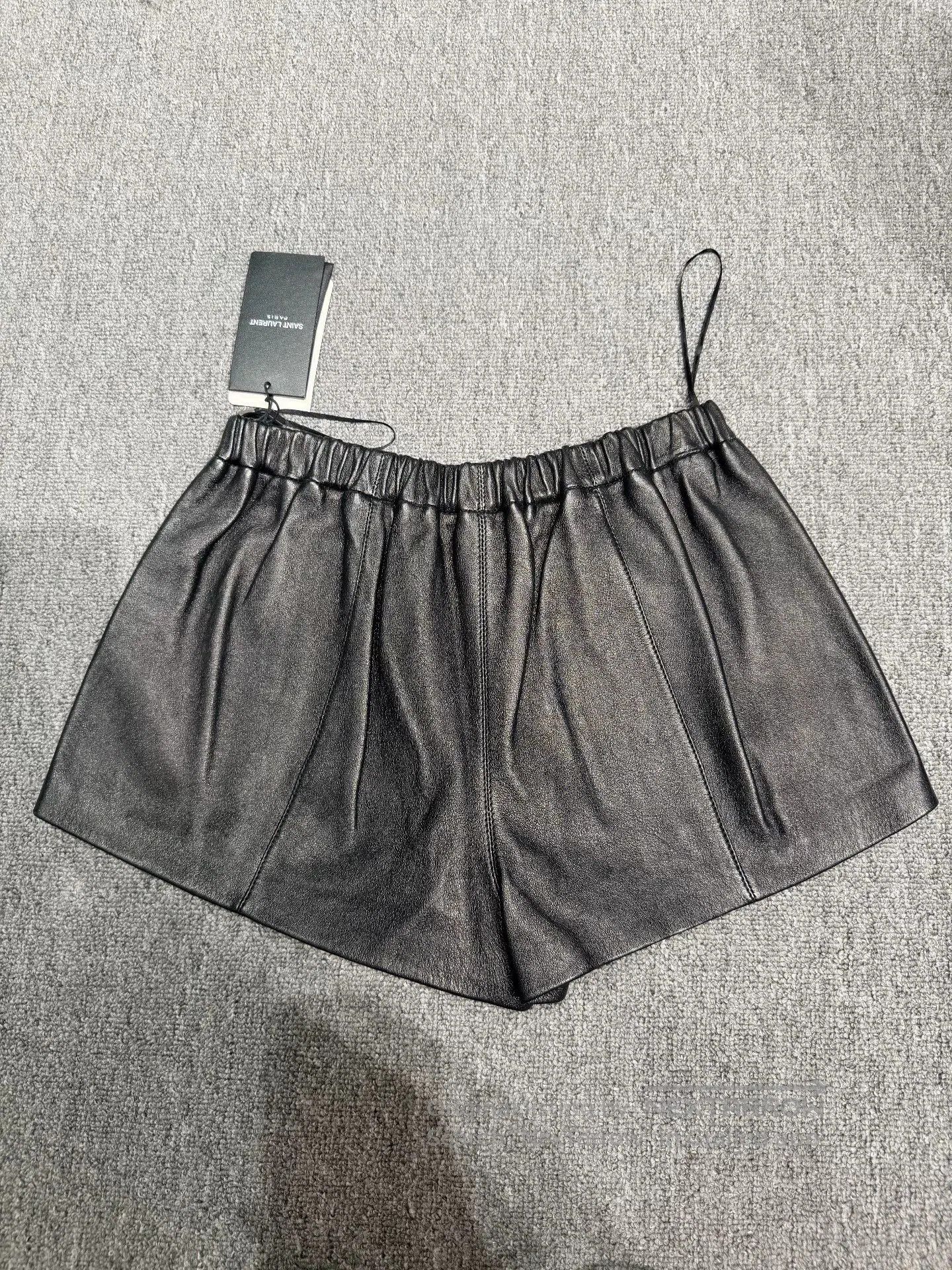 Saint Laurent Paris Saint Laurent Leather Shorts. Size 39" - 3 Thumbnail