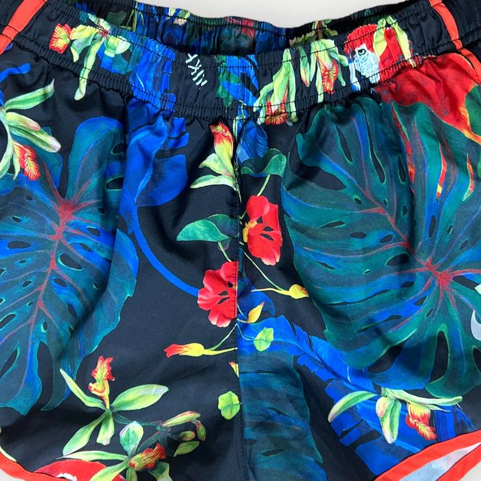 Tropical hotsell nike shorts