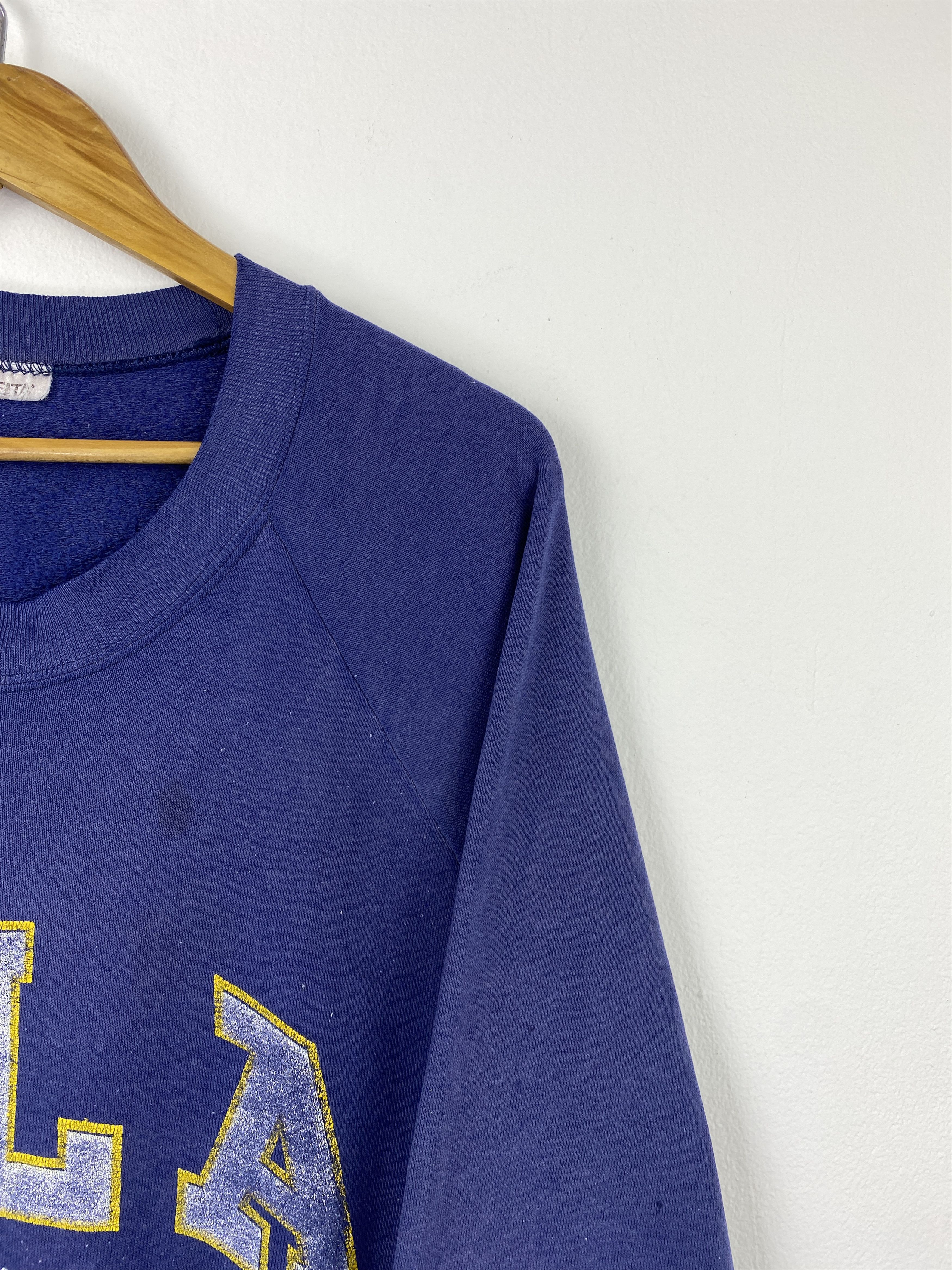 Vintage Vintage 90s UCLA Big Logo Spell Out Sweatshirt SH0437 Size US L / EU 52-54 / 3 - 6 Thumbnail