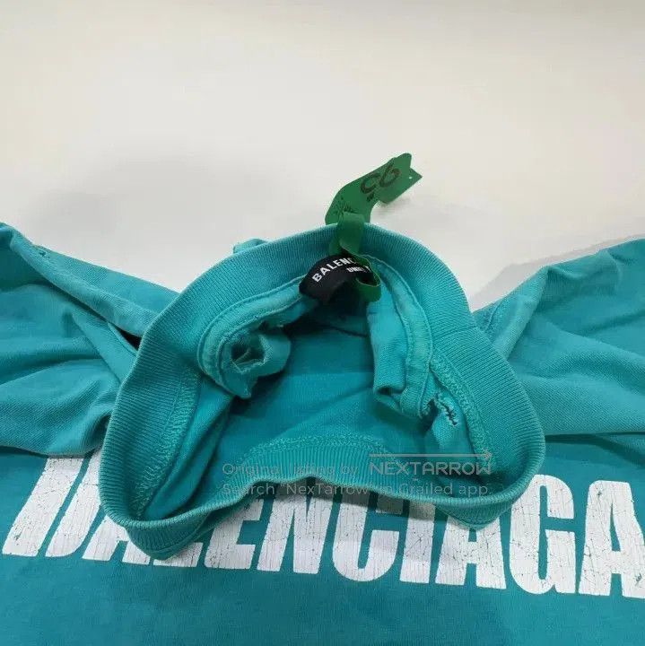 Balenciaga Balenciaga Distressed Logo Short Sleeve T. Size US XS / EU 42 / 0 - 1 Thumbnail