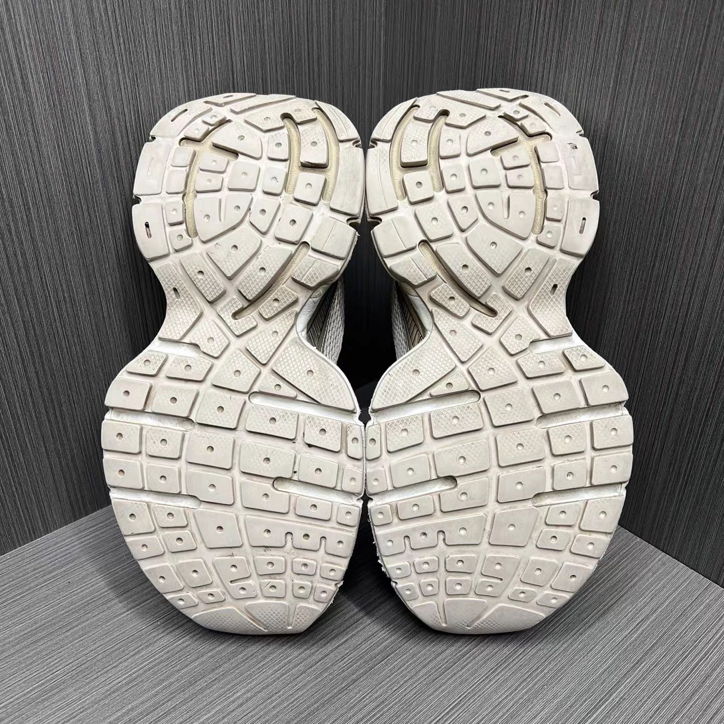 Balenciaga Balenciaga 3XL Low-top Sneakers K15 Size US 8 / IT 38 - 6 Thumbnail