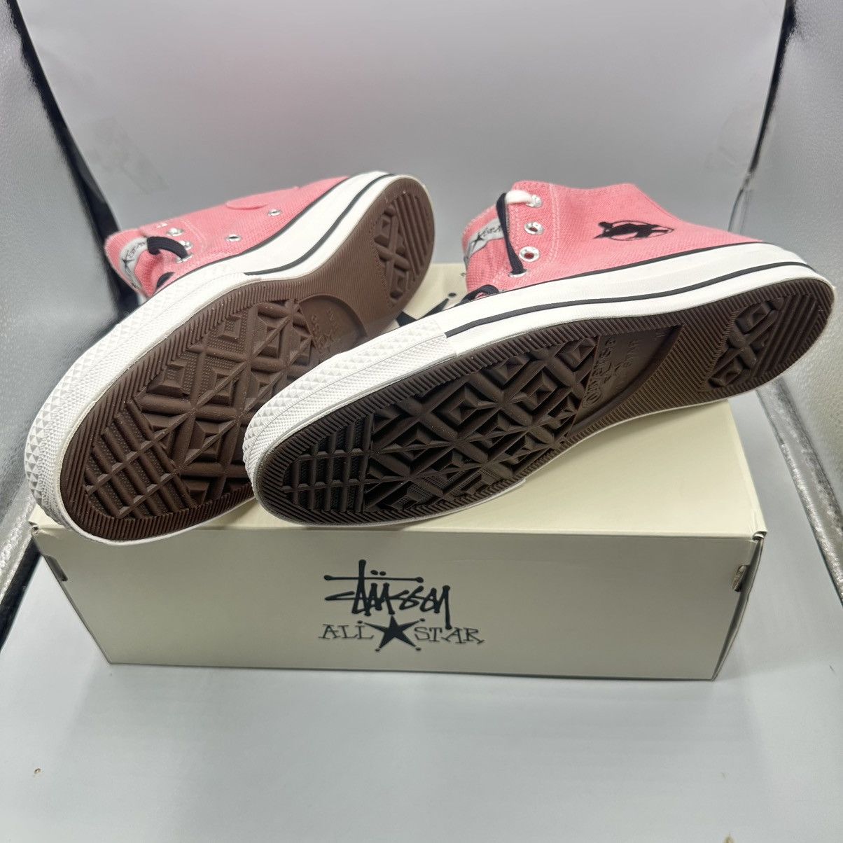 Converse × Stussy Converse Stussy x Chuck Taylor Surfman Pink Size 10 Men/12 W Size US 10 / EU 43 - 6 Thumbnail