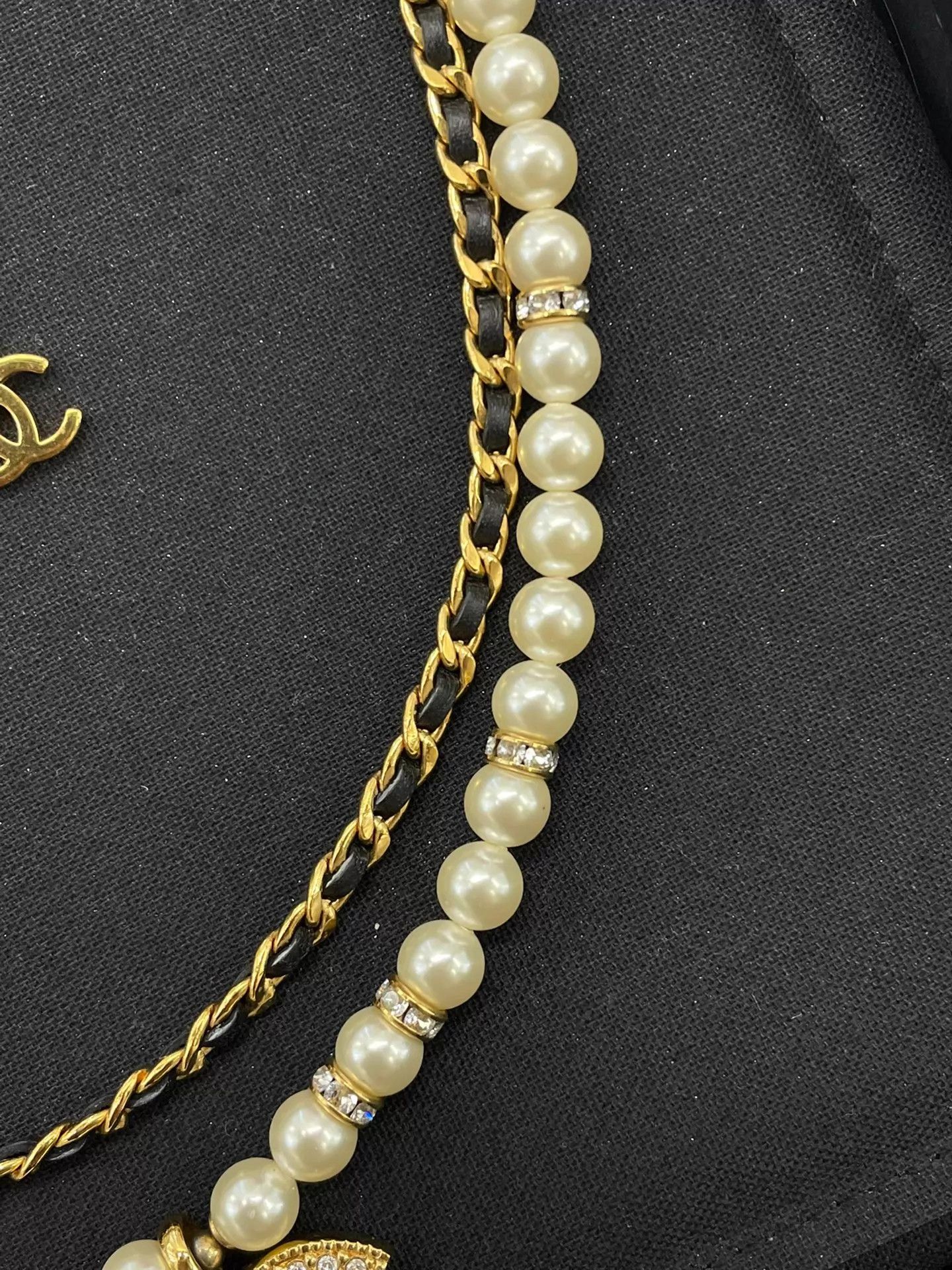 Chanel Chanel Classic Pearl Leather Chain Layered Necklace Size ONE SIZE - 3 Thumbnail