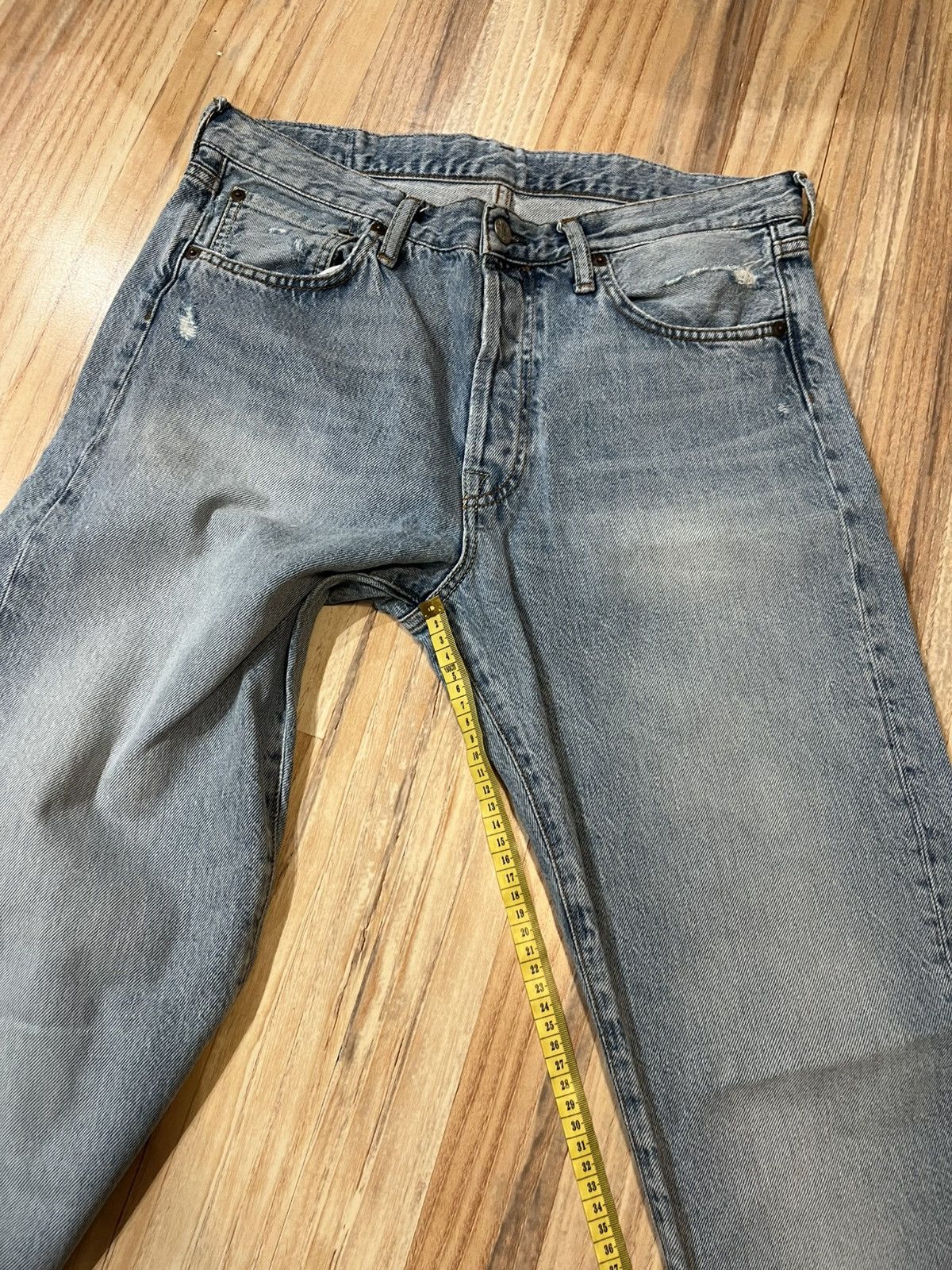 Acne Studios 32x34 1996 Light Blue Trash distressed jeans