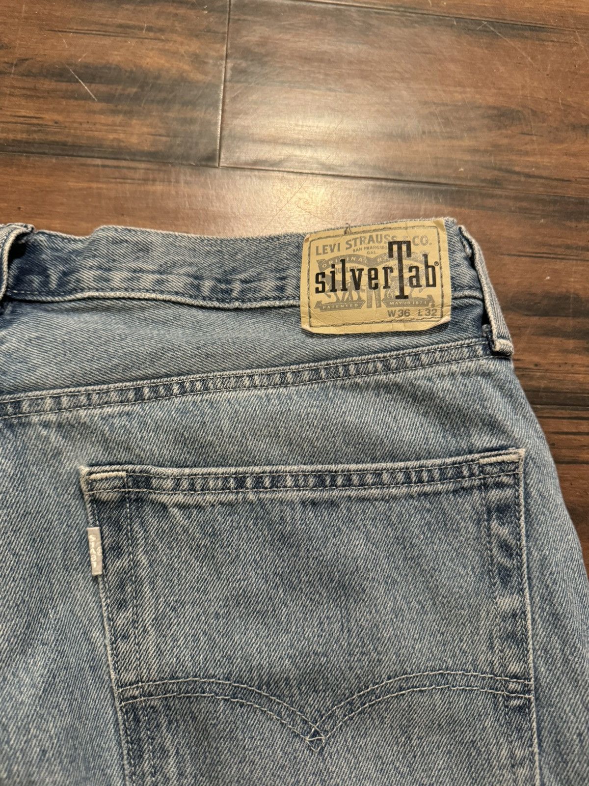 Levi's × Vintage Vintage/Y2K Light Blue Levi Silver Tab Straight jeans Size US 36 / EU 52 - 7 Thumbnail