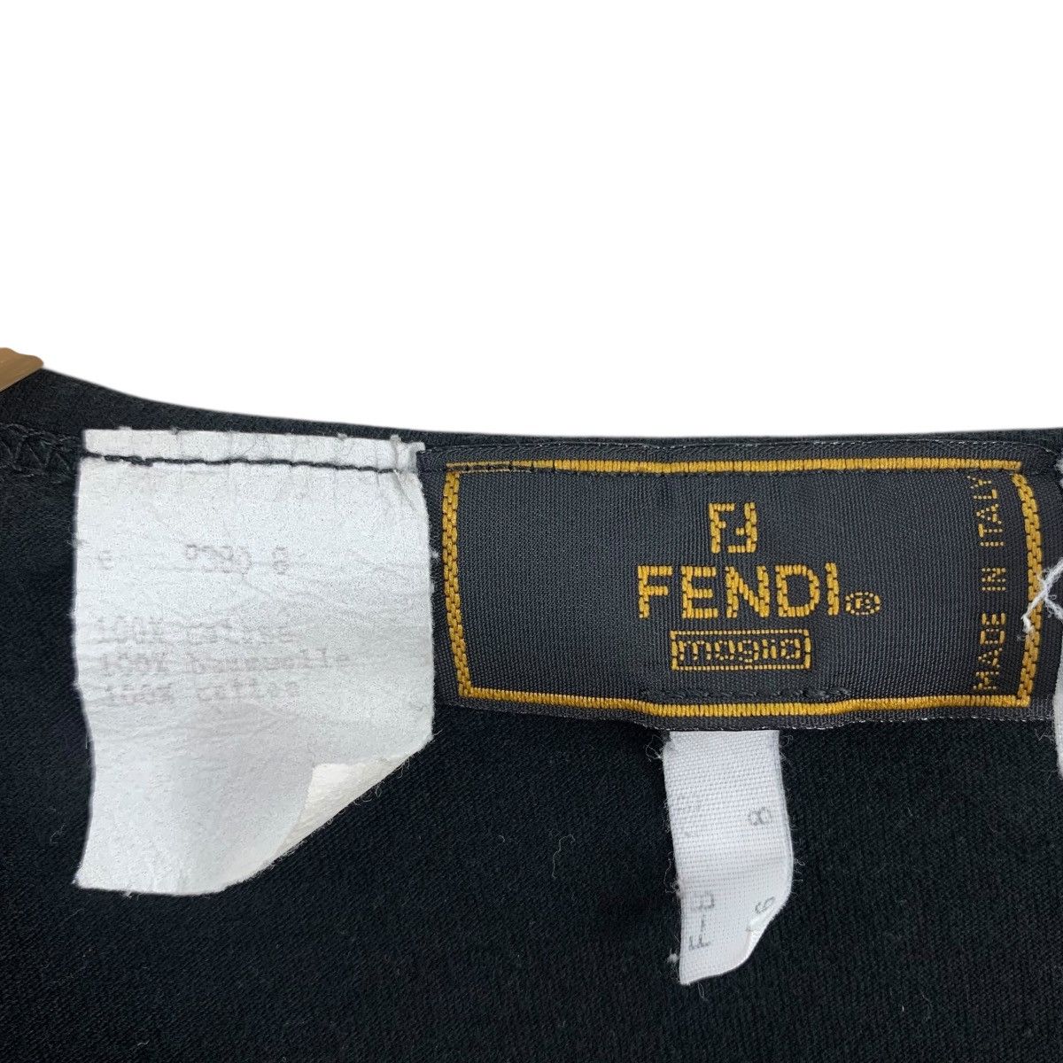 Fendi Vintage 90s FENDI MAGLIA Embroidered Italy Tshirt Size US S / EU 44-46 / 1 - 4 Thumbnail