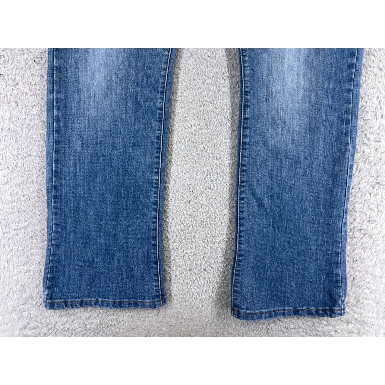 Cherokee Cherokee Jeans Bootcut Womens 12 Blue Denim 29x30 Regular Low Rise Cotton 5-Pocket Design Size 34" / US 12 / IT 48 - 2 Thumbnail