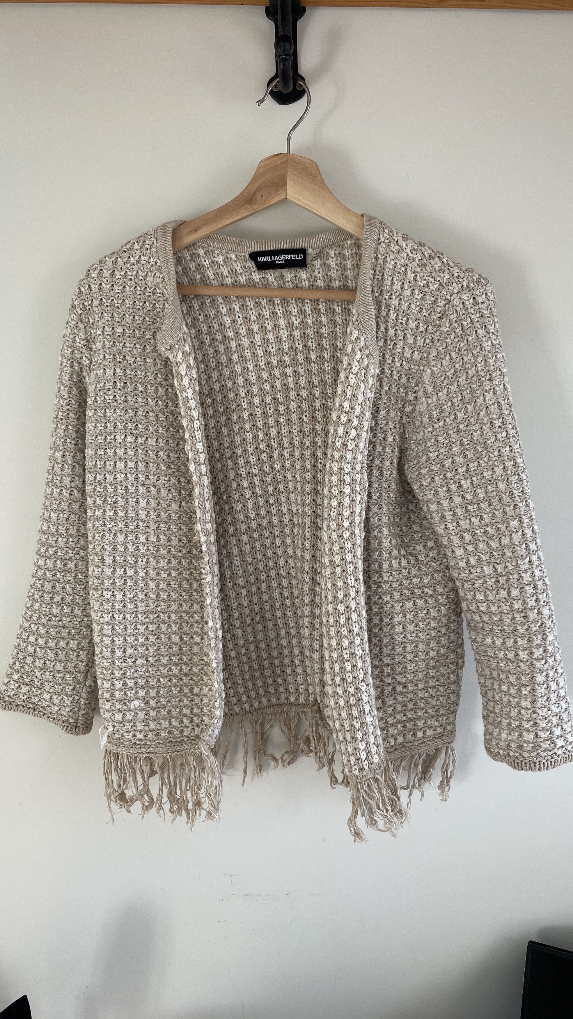 Karl Lagerfeld CREAM CROCHET CARDIGAN KARL LAGERFELD (S) Size S / US 4 / IT 40 - 1 Thumbnail