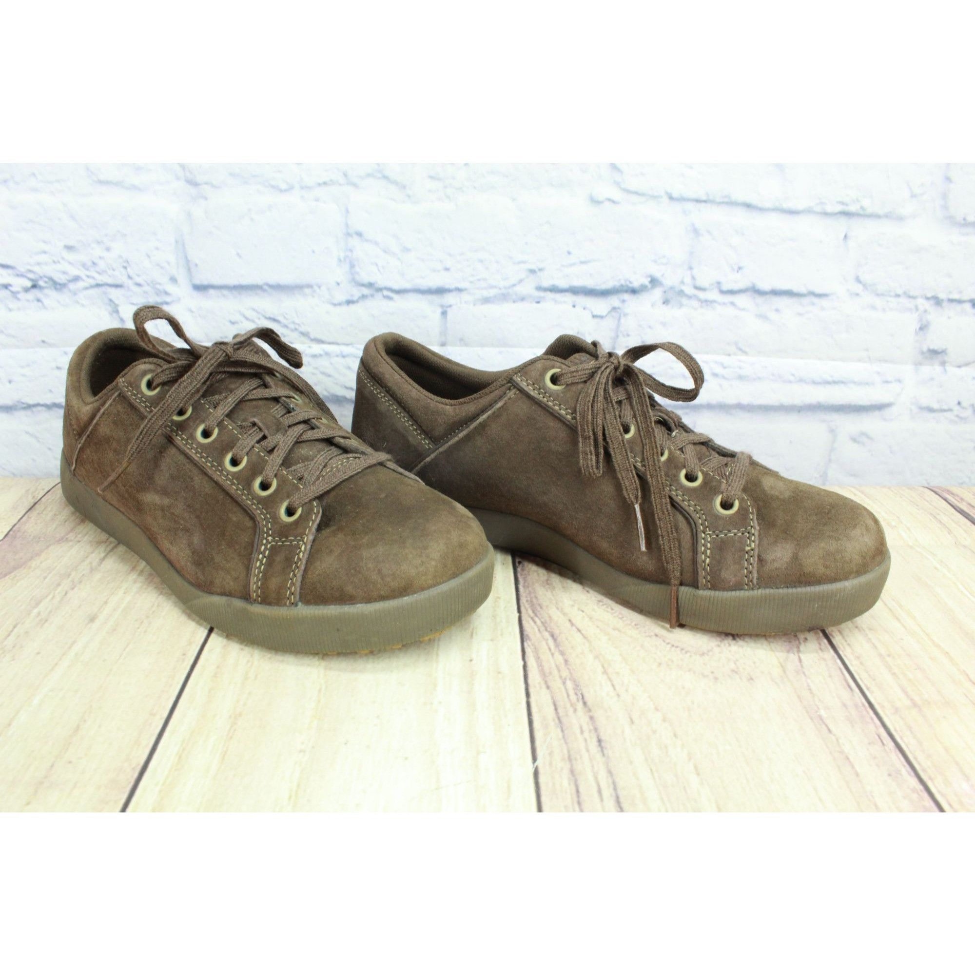 L.L. Bean LL Bean Brown Suede Casual Lace-Up Sneakers Oxford Size US 7.5 / EU 40-41 - 2 Thumbnail