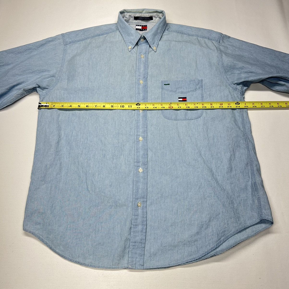 Tommy Hilfiger × Vintage VTG Tommy Hilfiger Button Down Shirt Blue Long Sleeve Faded Size US L / EU 52-54 / 3 - 18 Thumbnail