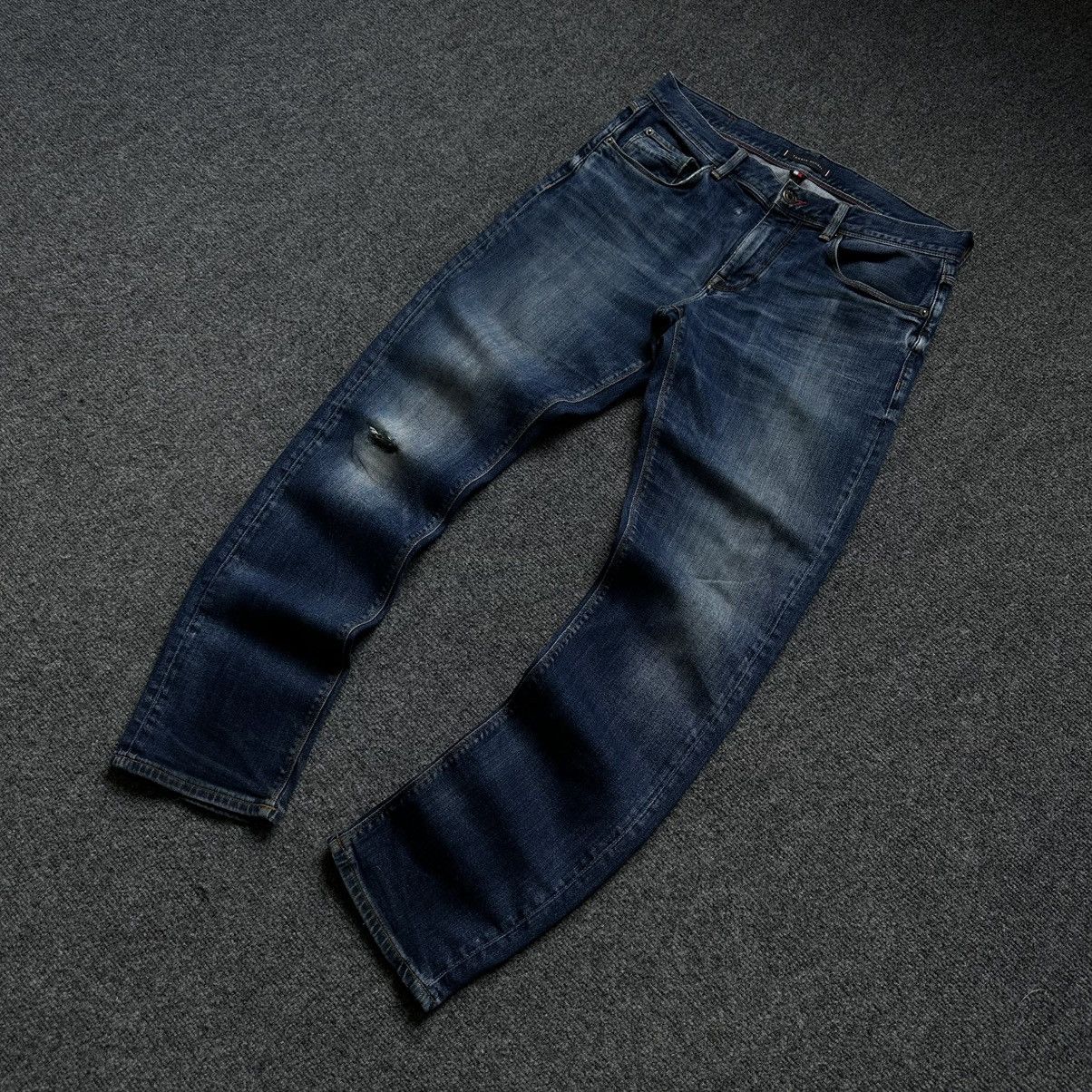 Tommy Hilfiger Luxury Tommy Hilfiger Jeans Size W32xL32 Straight Fit Low Ri Size US 32 / EU 48 - 1 Thumbnail