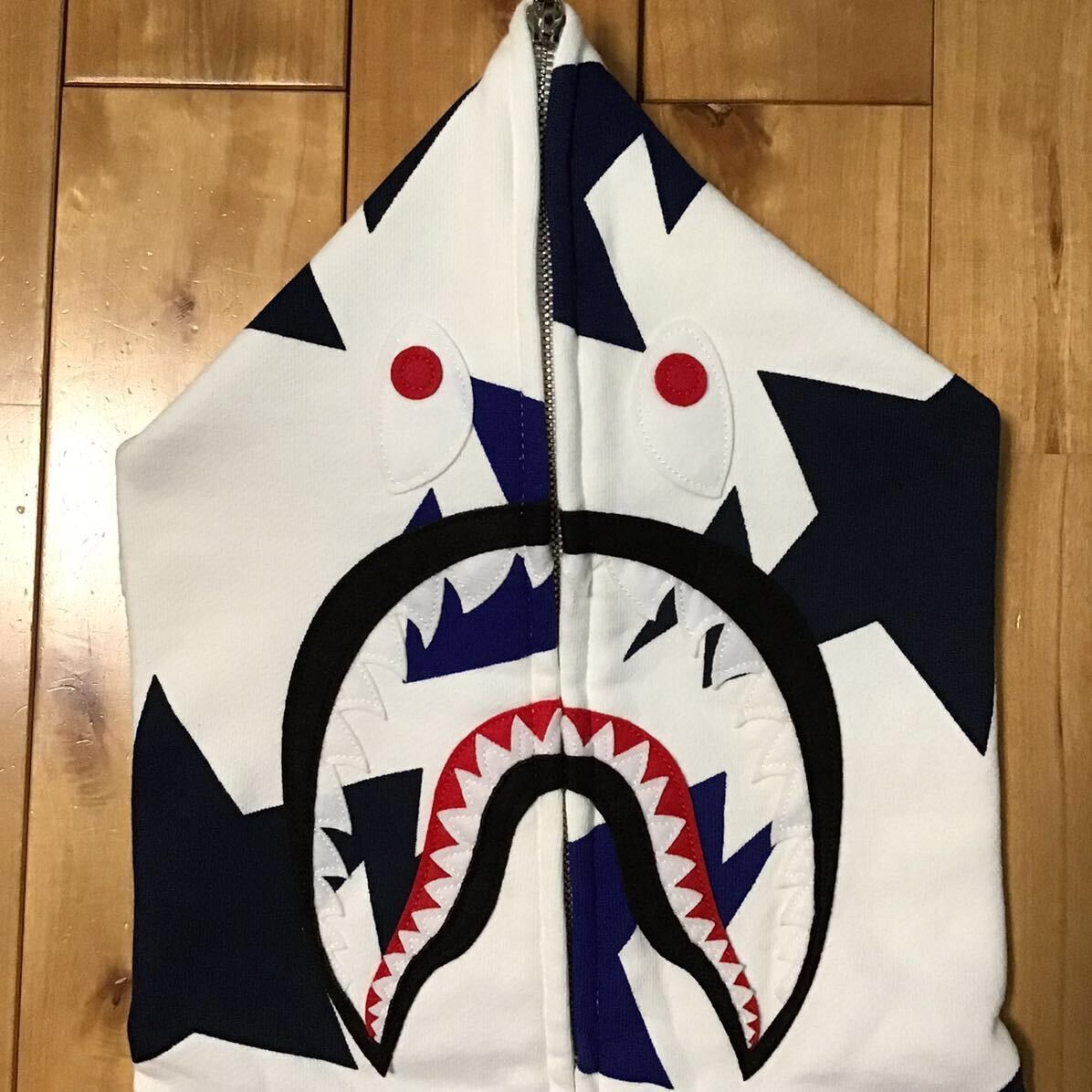 Bape × Nigo 🔥NFS limited🔥 BAPE Sta Shark full zip hoodie APE STAR NIGO Size US S / EU 44-46 / 1 - 3 Thumbnail