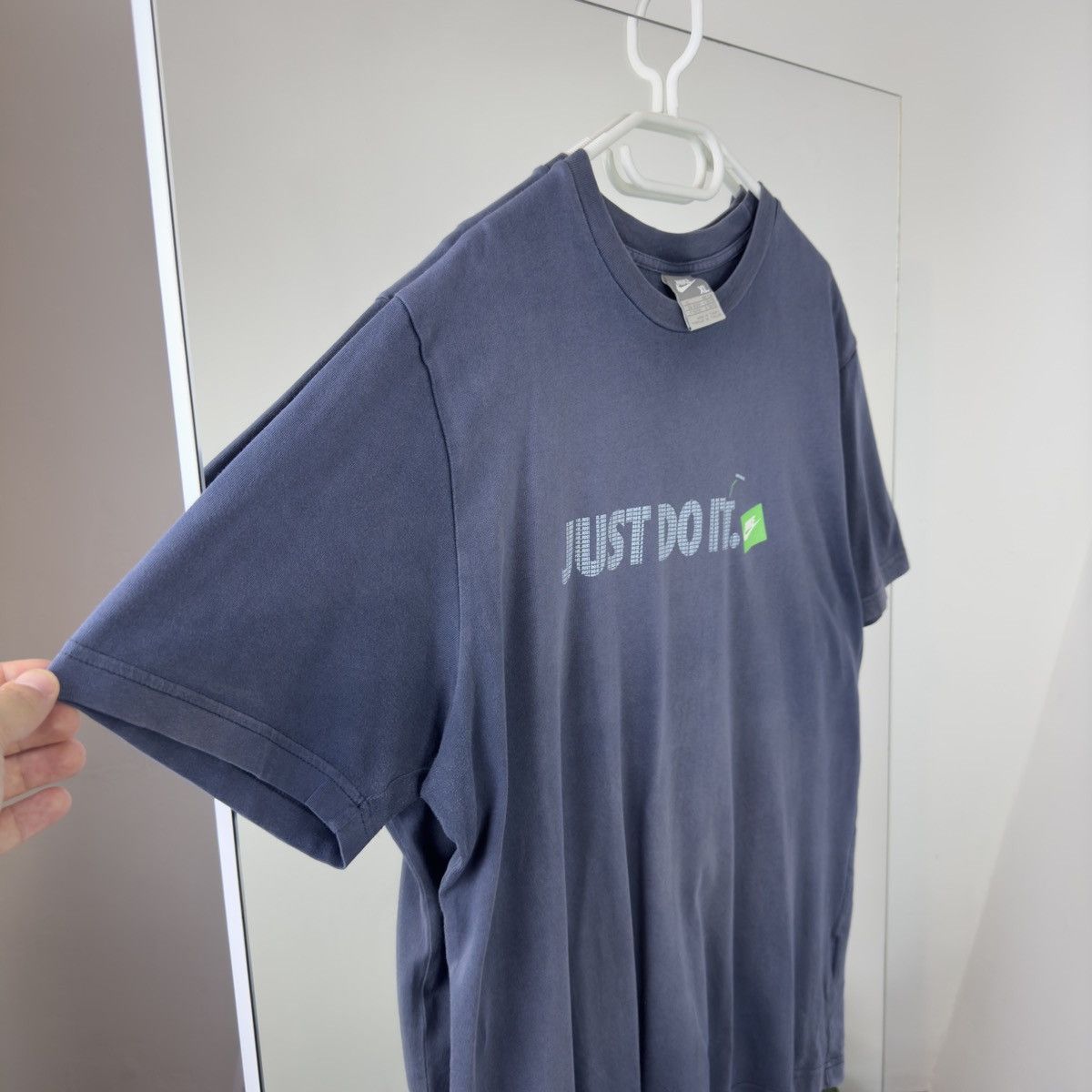 Nike Vintage Faded Nike Just Do It T-shirt Y2K Style Oversized Size US XL / EU 56 / 4 - 2 Thumbnail
