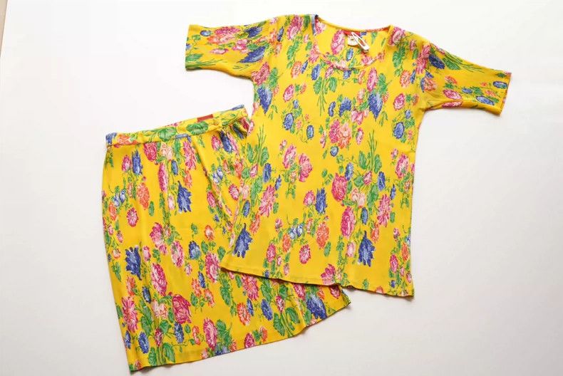 KENZO 1980s poster style pleated floral set