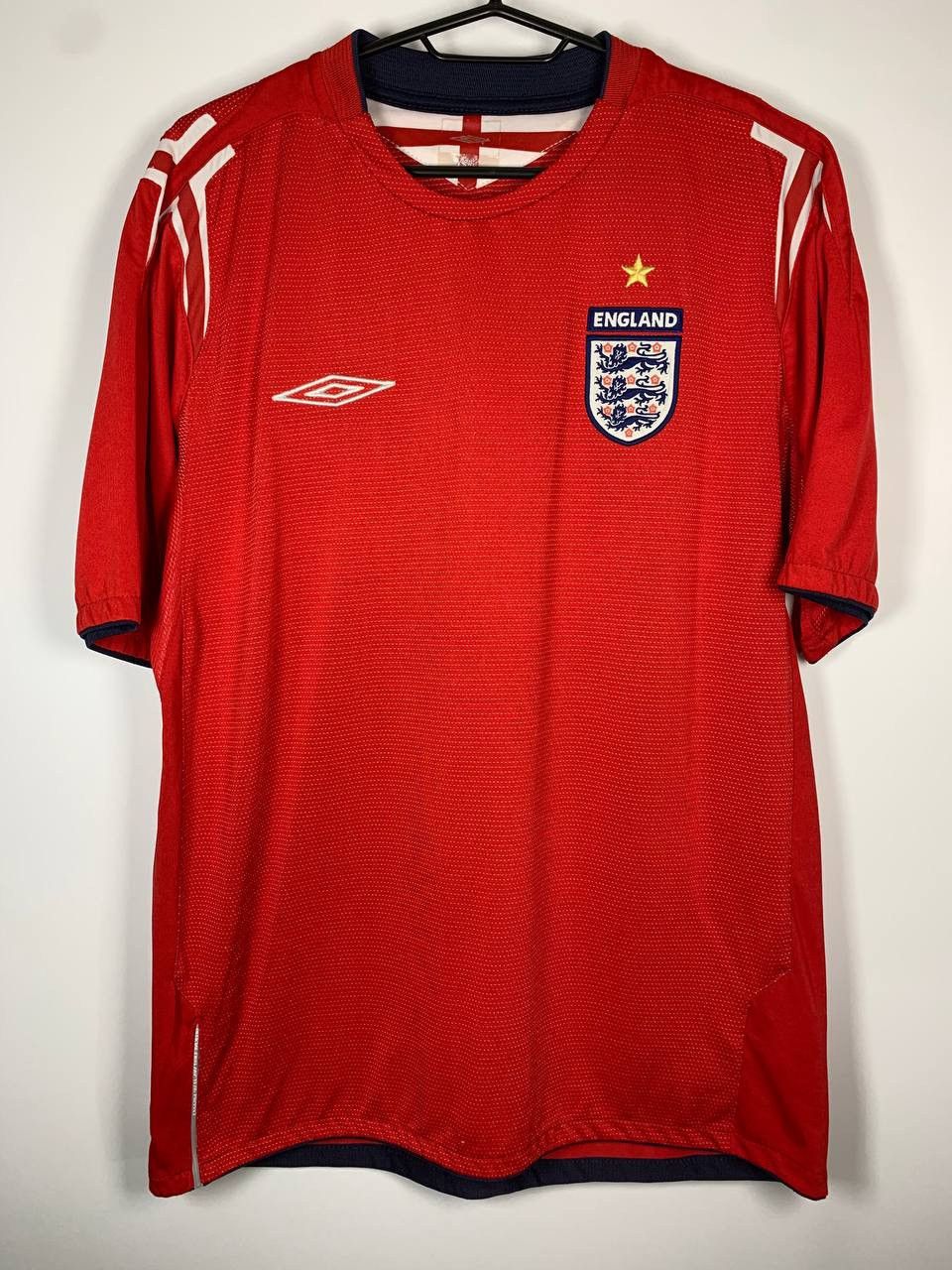 Umbro England Away Football Shirt 2006 Umbro Red Jersey Size US L / EU 52-54 / 3 - 1 Thumbnail