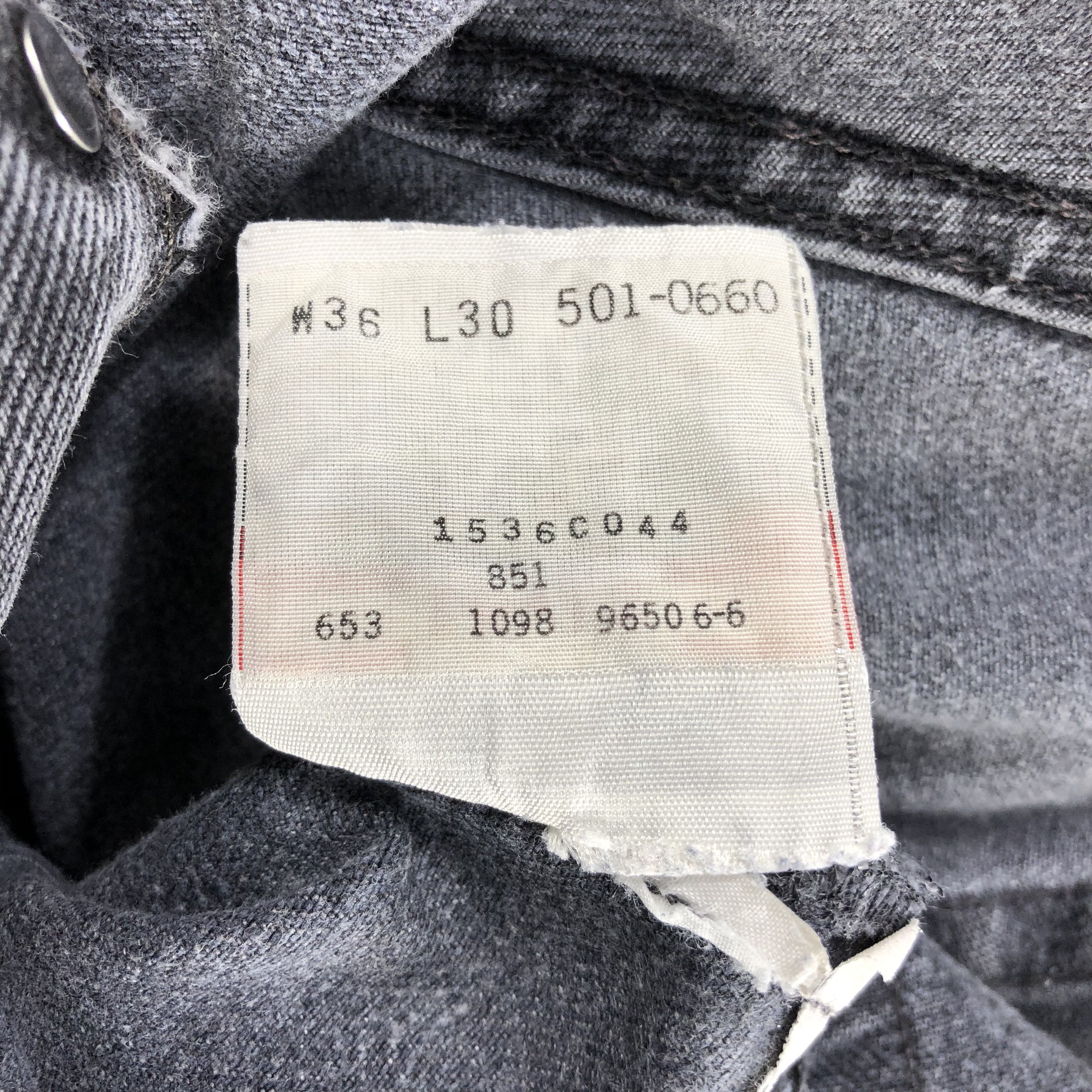 Levi's Vintage 90s Distress Levis 501 Jeans-JM2102 Size US 35 - 12 Thumbnail