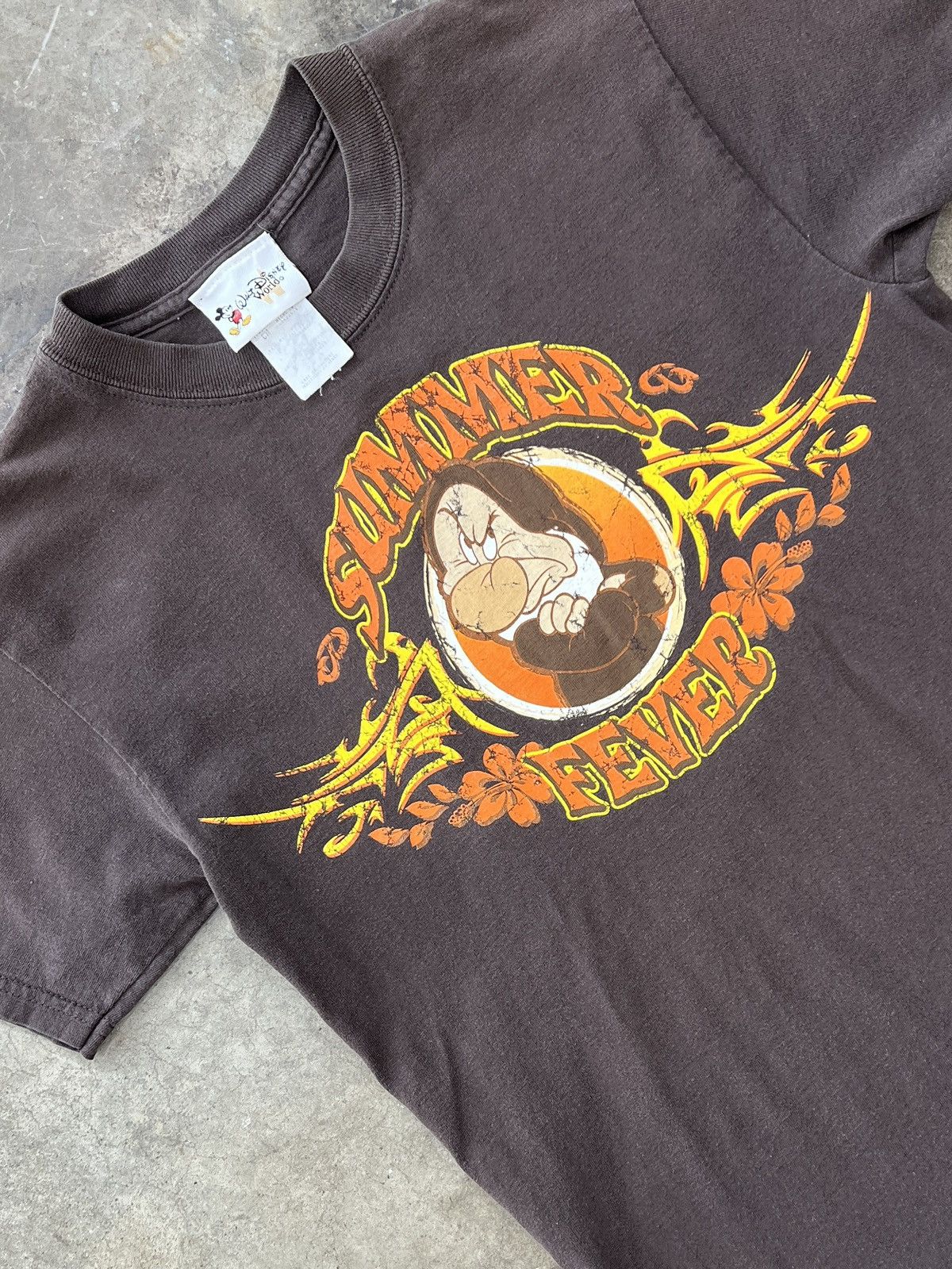 Disney × Vintage Vintage 90s Disney Snow White Grumpy Summer Fever Tee Small Size US S / EU 44-46 / 1 - 1 Thumbnail