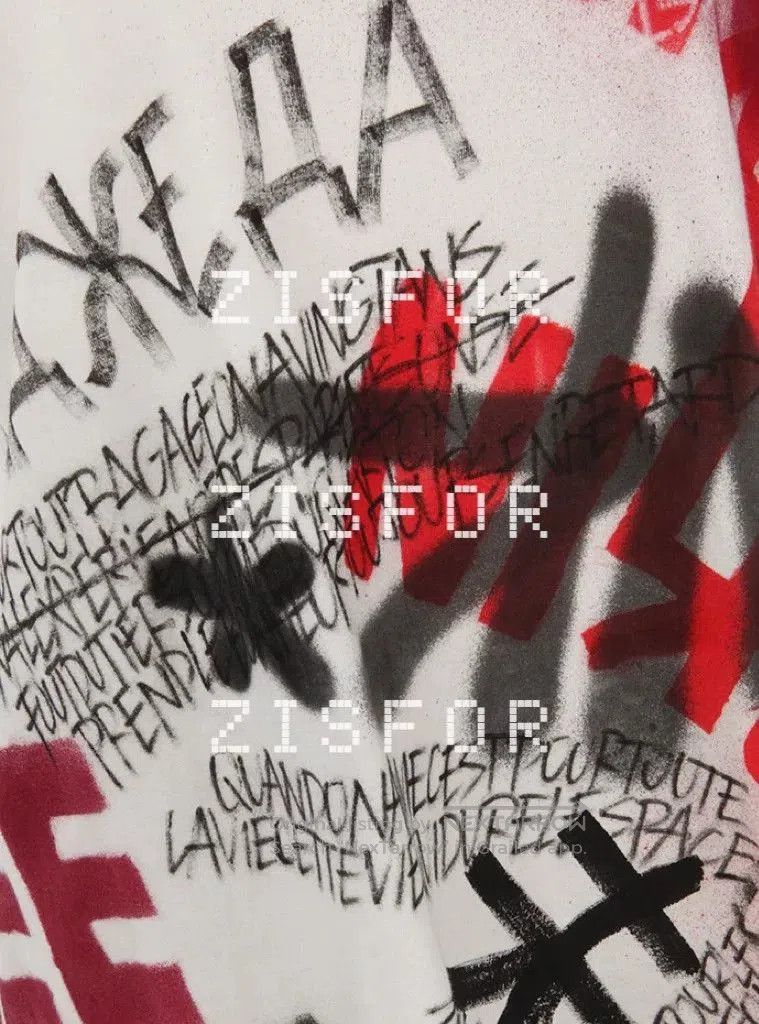 Faith Connexion Faith Connexion Graffiti Sleeveless T-Shirt. Size S / US 4 / IT 40 - 4 Thumbnail