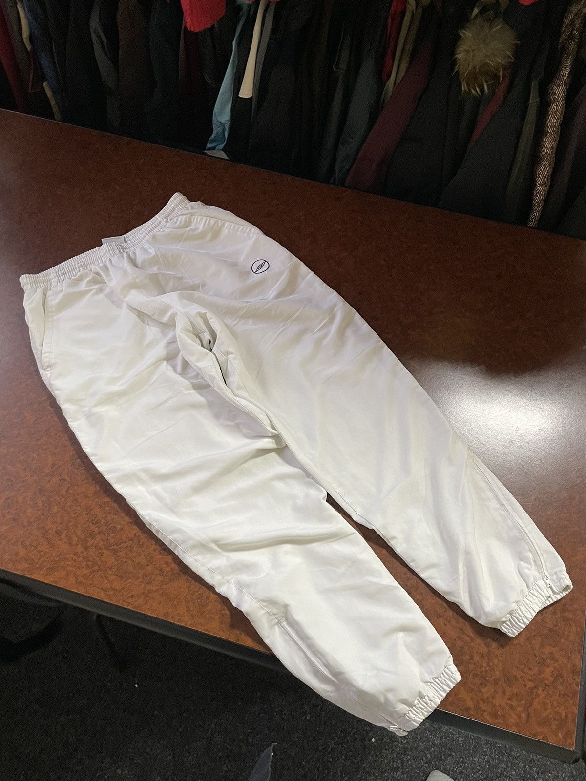 Umbro × Vintage VINTAGE UMBRO NYLON SWEAT PANTS Y2K drill joggers Size US 34 / EU 50 - 1 Thumbnail