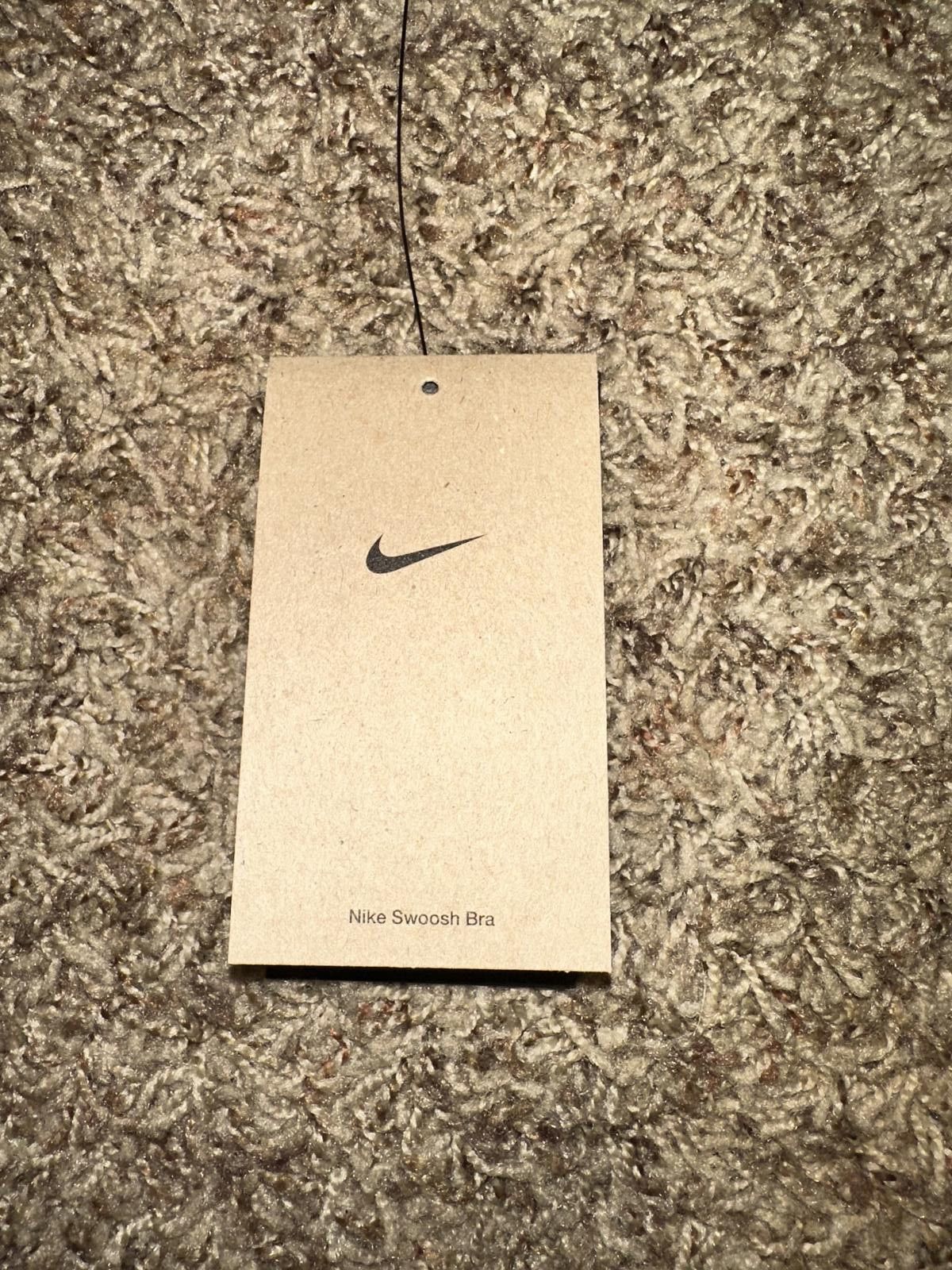 Nike Nike Swoosh Light Support Women's Non-Padded Sports Bra Sample Size ONE SIZE - 11 Thumbnail