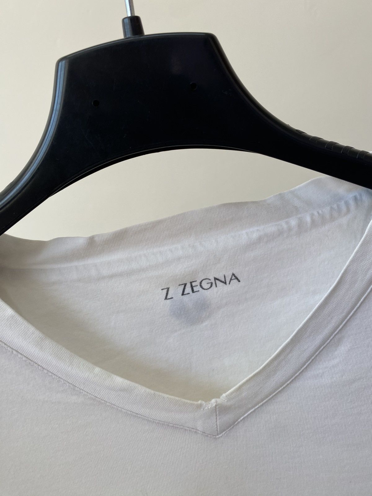 Z Zegna Vintage Z Zegna Printed V-neck T-shirt Size US M / EU 48-50 / 2 - 6 Thumbnail