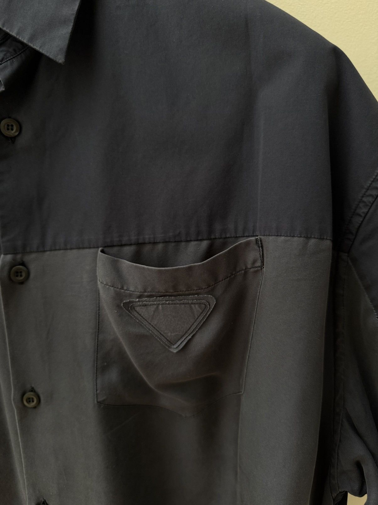 Prada Prada silk shirt Size US M / EU 48-50 / 2 - 2 Thumbnail